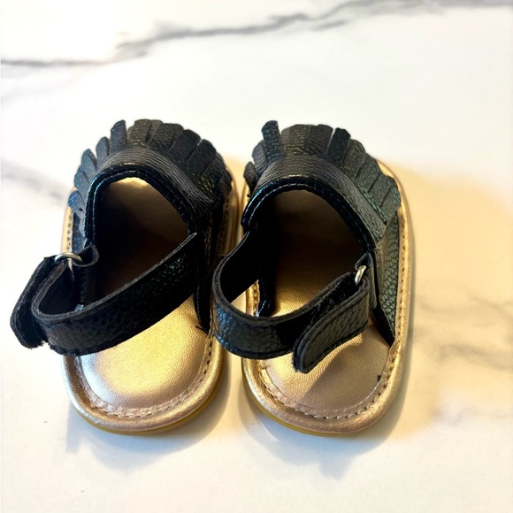 Baby Sandals - Picture 3 of 4